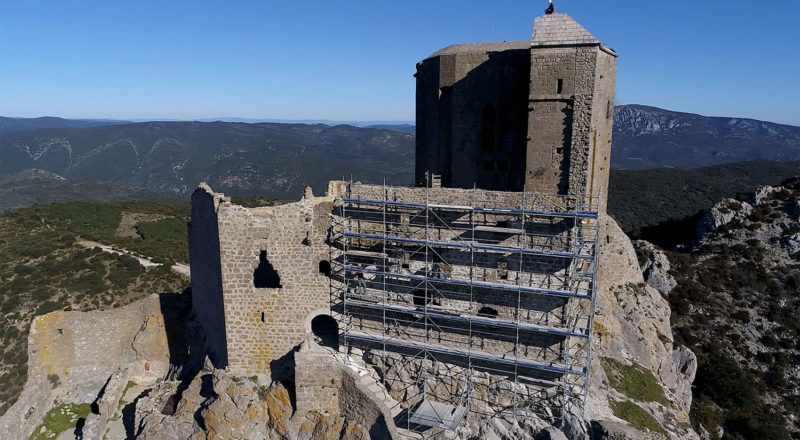 dans l'Aude, Quéribus château cathare dans les Corbières